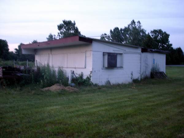 Gospel Film Drive-In Theatre - Gospel Film Snackbar (newer photo)